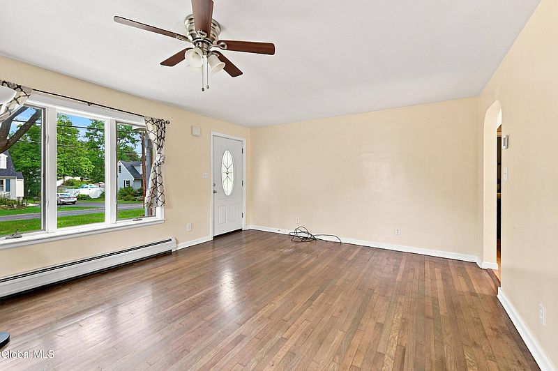 3rd image of 77 Willow Street