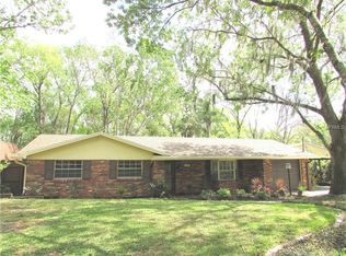 18407 Autumn Mist Dr, Lutz, FL 33549