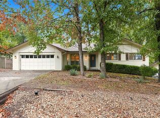 7 Abingdon Ln, Bella Vista, AR 72715