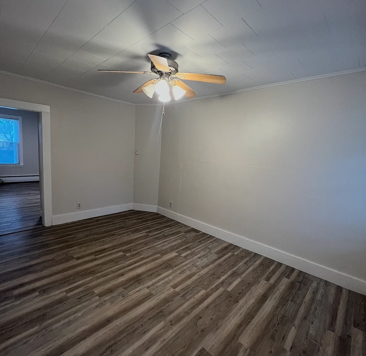 2 bed, 965 sqft, $1,900 — Photo 3