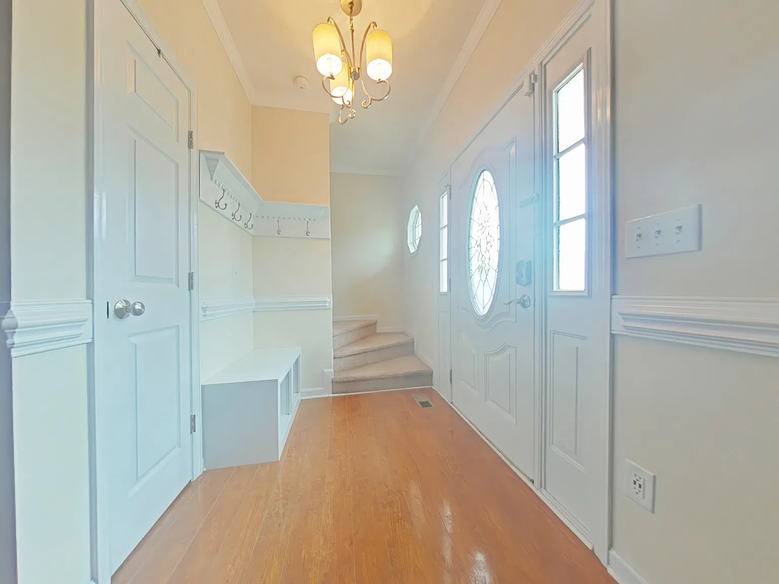 4 bed, 2.5 bath, 1890 sqft, $2,285 — Photo 4
