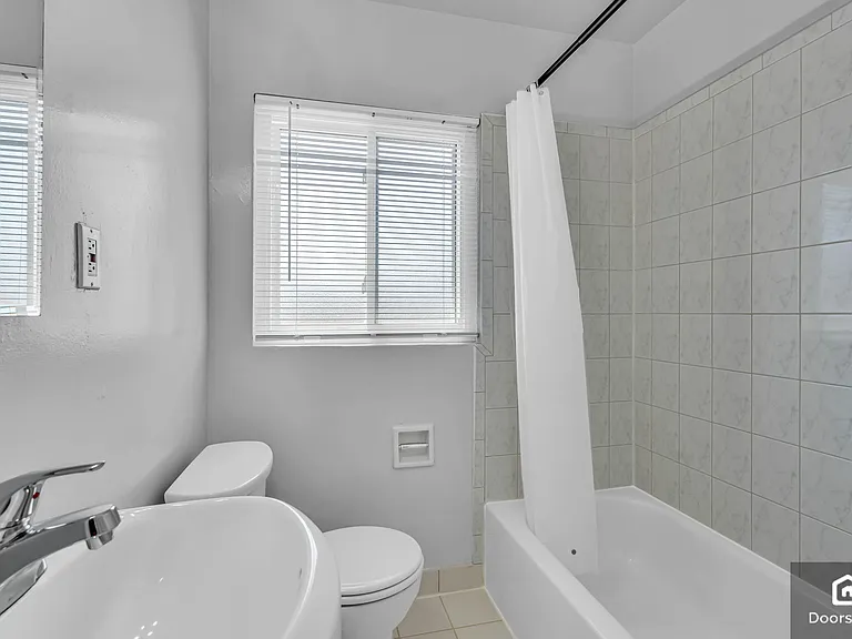 2123 14th Ave #23 — Photo 15
