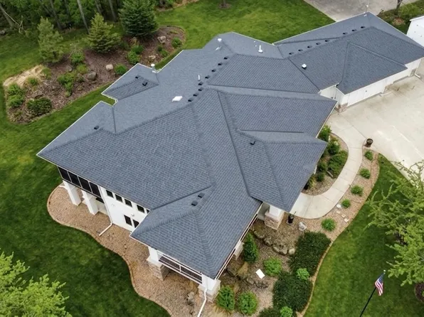 9401 Elm Ct, Prior Lake, MN 55372