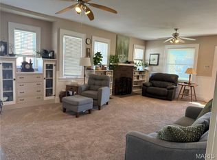 618 Morgan St, Carlinville, IL
