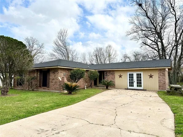 4455 Sunbury Drive, Beaumont, TX 77707