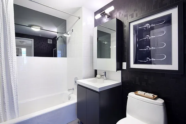 Rented by Aura Management | media 28