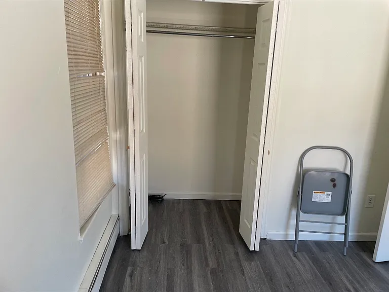 178 N Main St #4 — Photo 7