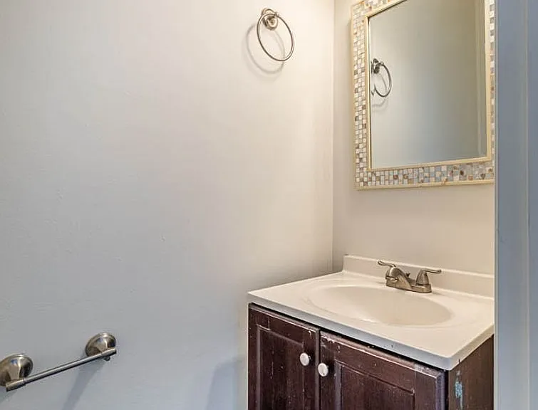 1211 Canyon Rock Ct #105 — Photo 12