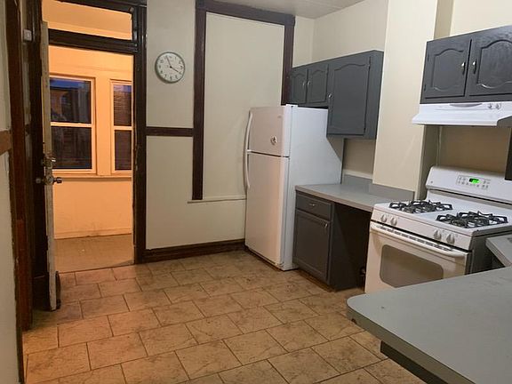 3rd image of 7311 S Evans Ave #2