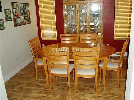 3rd image of 4400 Prospect Hill Ct