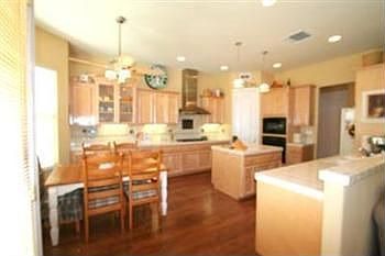 5th image of 4441 Barrington Ct