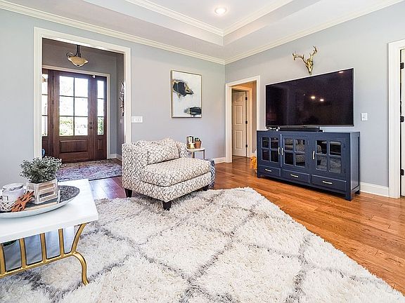 4th image of 134 Stillhouse Creek Dr