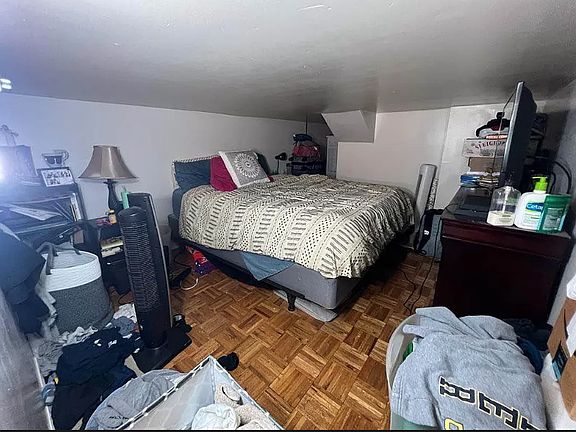 4th image of 329 E 63rd St APT 4J