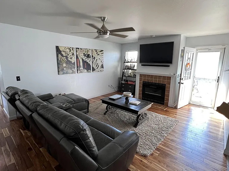 568 SE 115th Rd — Photo 3