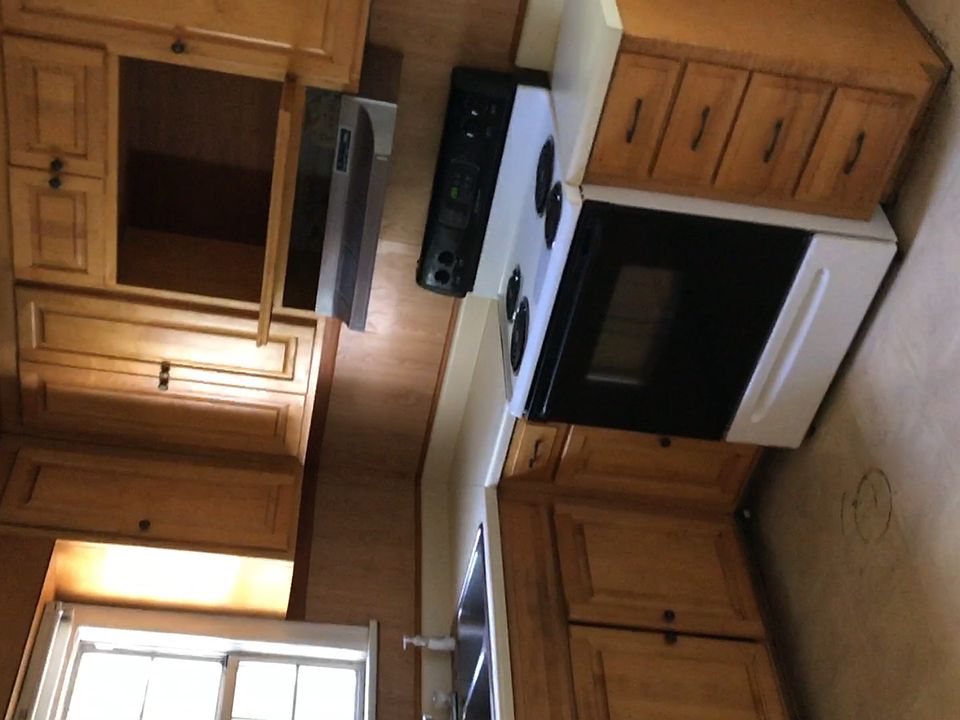 2nd image of 605 Ashland Dr
