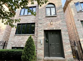 2773 W 37th Pl #2, Chicago, IL 60632