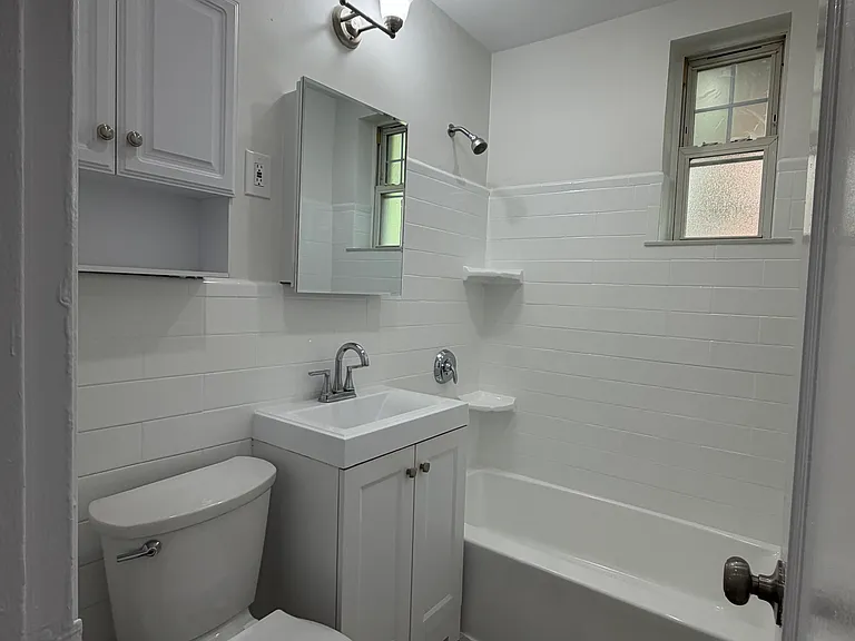 222 N Arlington Ave #HB — Photo 7