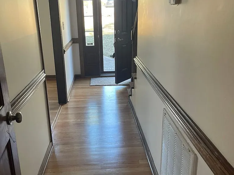 609 Georgetown Cir — Photo 31