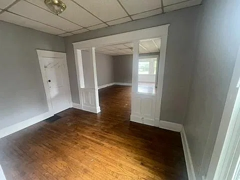 2304 E Memorial Dr - 2 — Photo 3