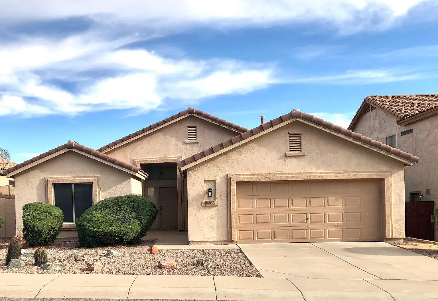3 bed, 1854 sqft, $2,295 — Photo 1