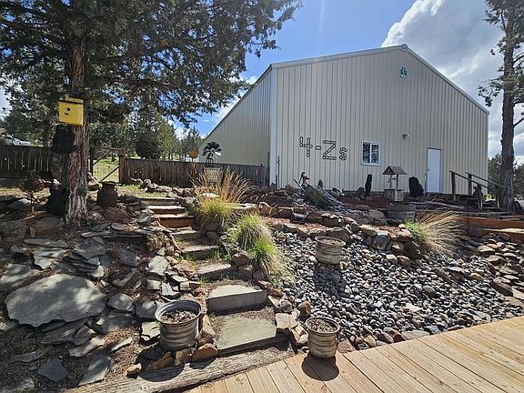 4th image of 7764 SE Thompson Ct