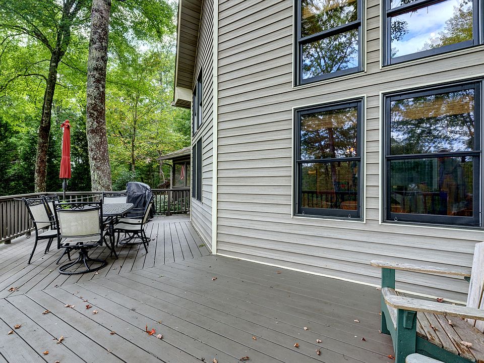 Great Deck for Entertaining