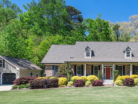 2nd image of 936 Elbridge Dr