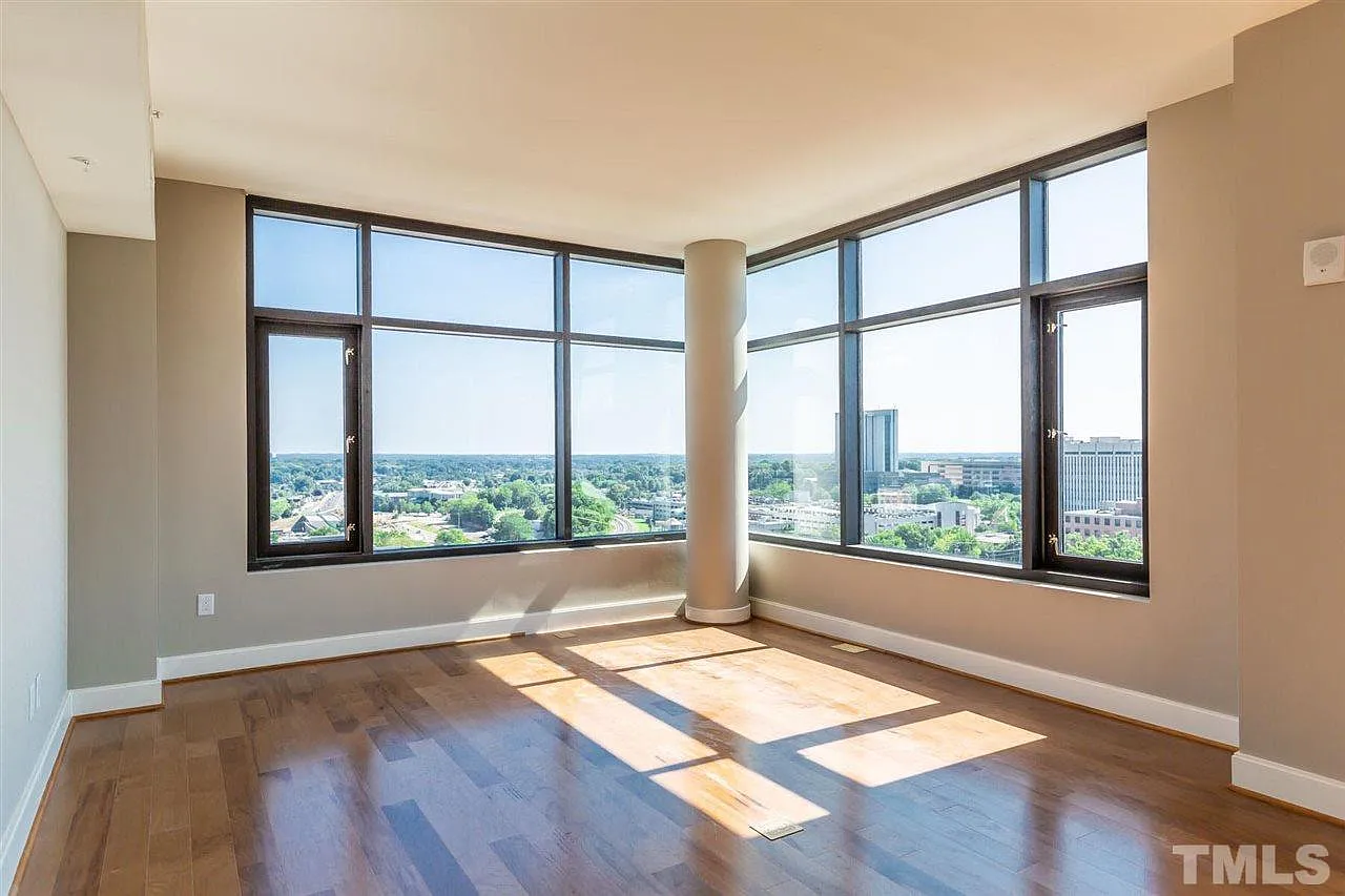 2 bed, 2.5 bath, 1378 sqft, $3,500 — Photo 1