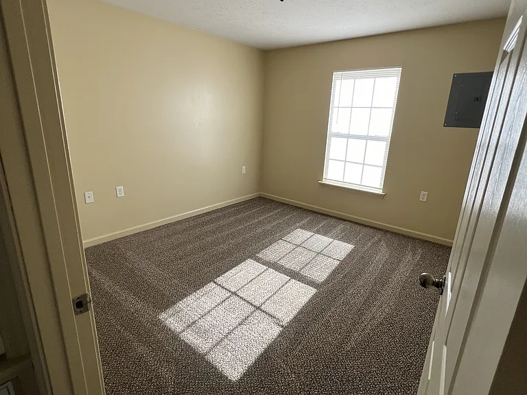 1304 N Lincoln Ave — Photo 9