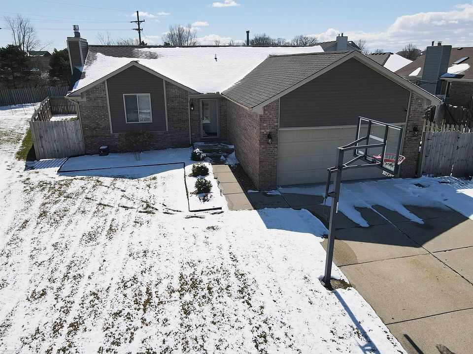 1st image of 46438 Prince Dr