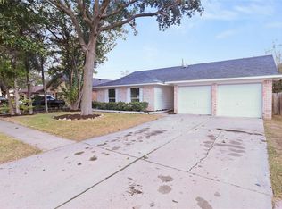 10614 Mackenzie Dr, Houston, TX 77086