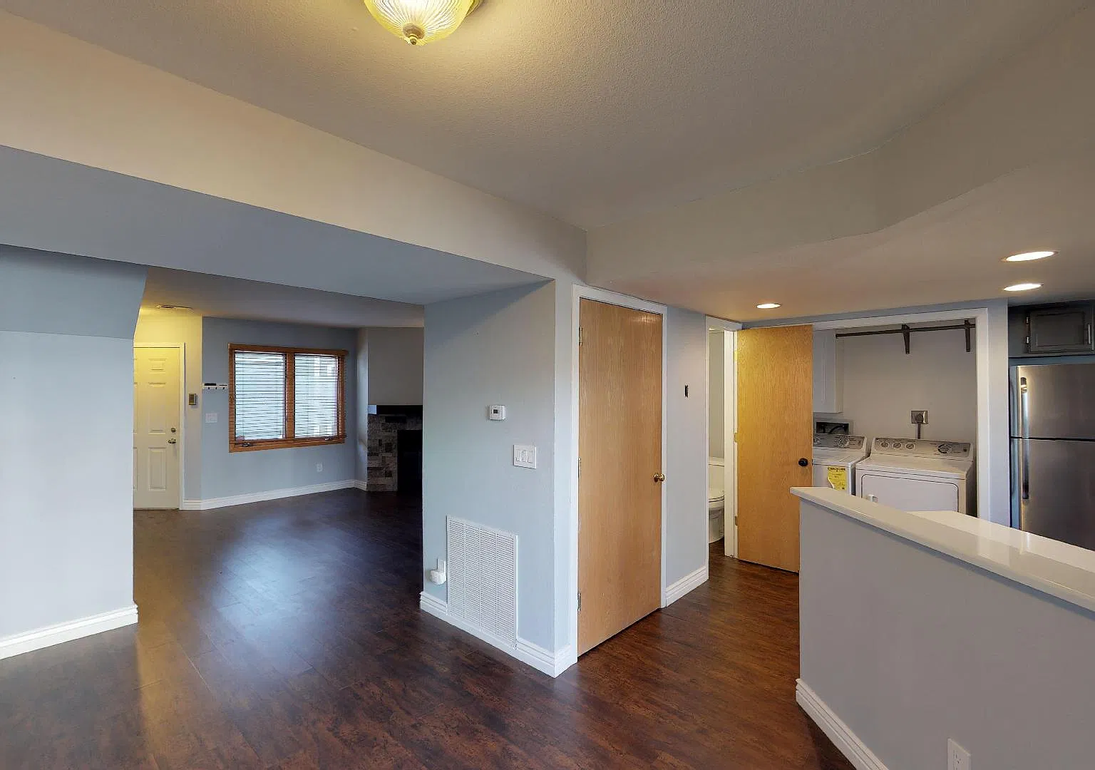 1310 S Monaco St Pkwy - B — Photo 3