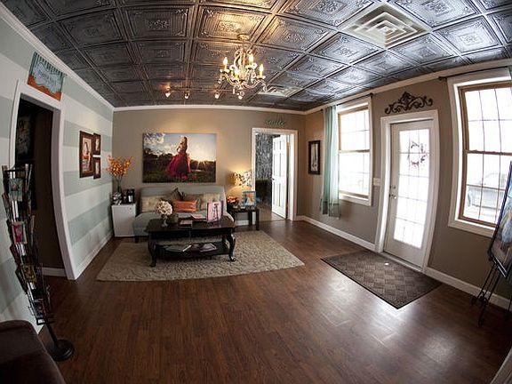 Studio Entry