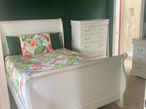 1st bedroom
