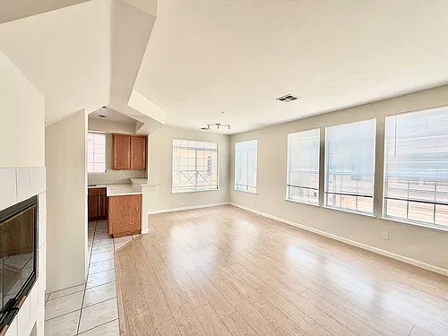 332 Montecito Way Photo 1