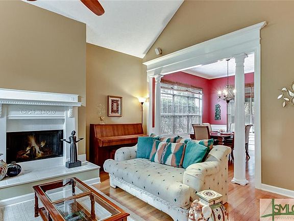 4th image of 18 Highpoint Ct