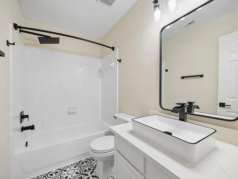 7 Wineberry Pl — Photo 23