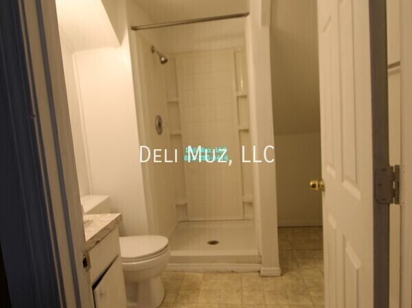 910 N 1st Ave #B