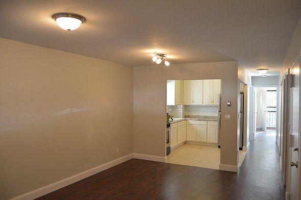 2nd image of 200 Ellery St #3