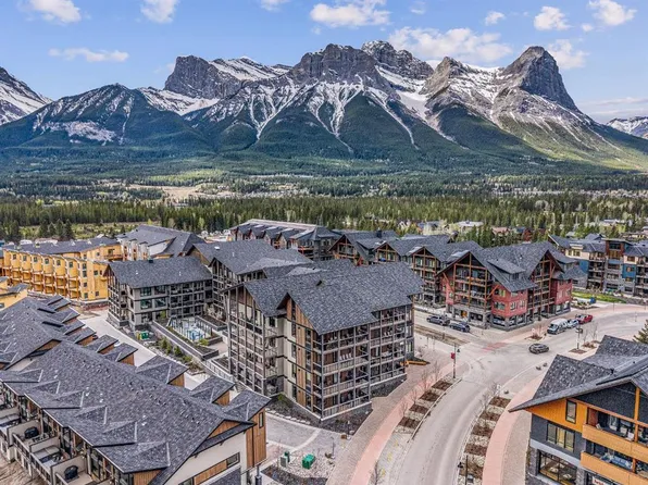 1408 SW Spring Creek Gate #405, Canmore, AB T1W 0J2