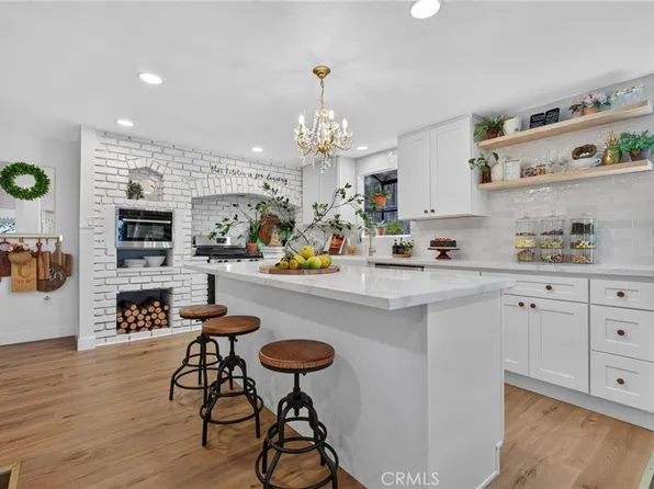 30916 Glen Oak Dr