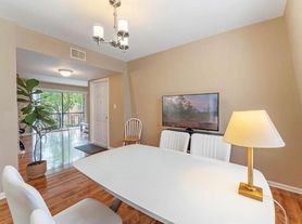 200 Saint Andrews Blvd