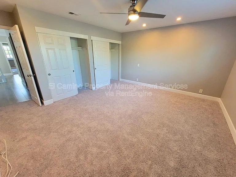 1728 Lake St — Photo 31
