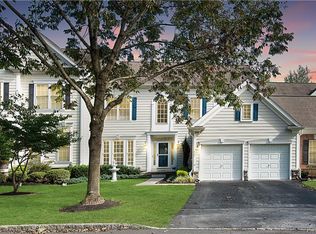 219 Excalibur Dr, Newtown Square, PA 19073