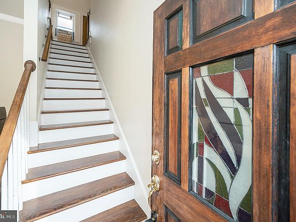 5th image of 511 Caroline St