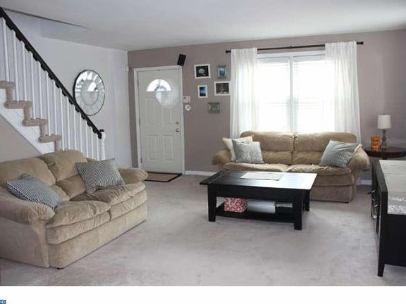 2nd image of 569 Gerhard St