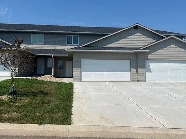 Sundance Ridge / High Noon Place — Photo 4