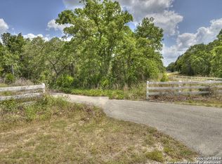 101 Elm Wood Dr, Elgin, TX 78621