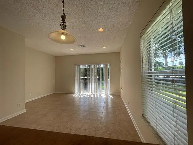 5219 Palmbrooke Cir #1 — Photo 10
