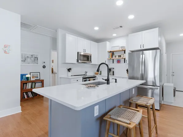 2410 Catherine St, Dallas, TX 75211